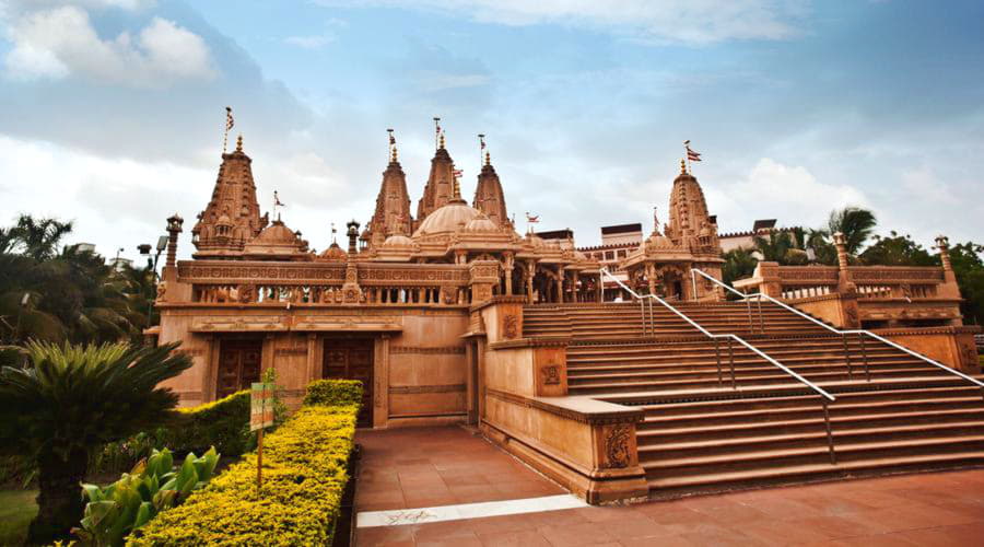 Quali sono le scelte di veicoli più popolari a Rajkot?